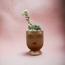 Load image into Gallery viewer, Kadeejah Pot
